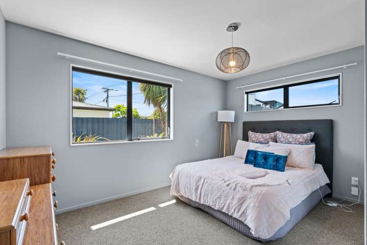 64 Cuffs Road Wainoni_17