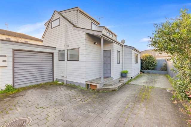 Dream Home in the Heart of Mt Wellington