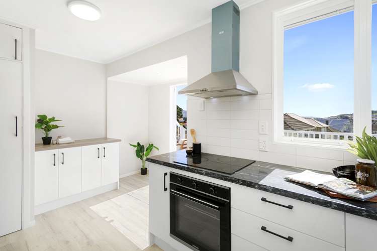 79 Driver Crescent Cannons Creek_8