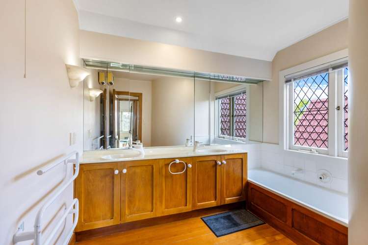 139 Long Drive St Heliers_42