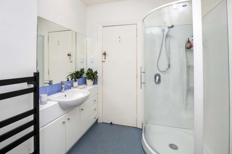 31 Office Road Merivale_13