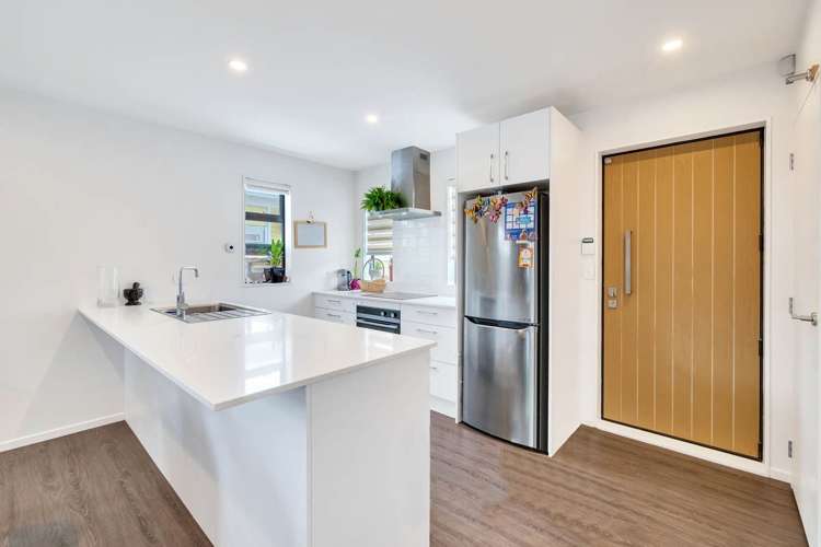 4337 Great North Road Glendene_21