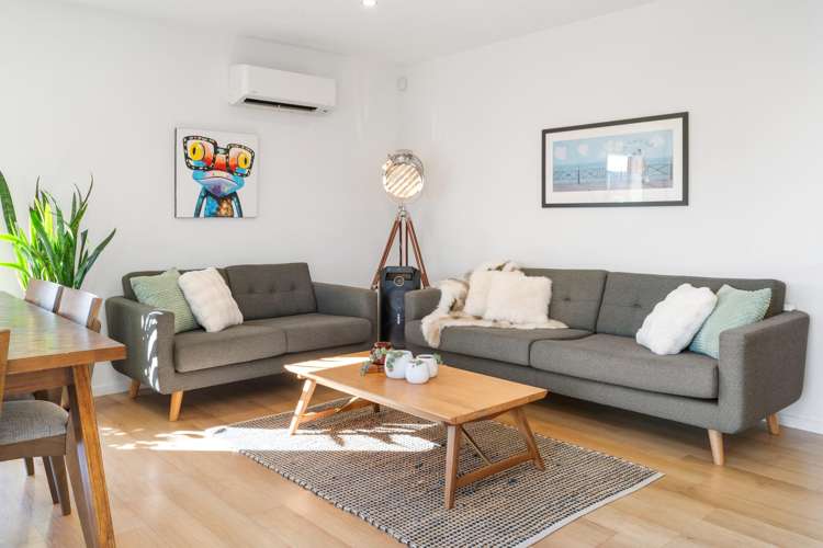 3 Coachmans Road_5