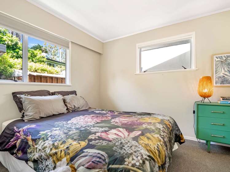 4a Crombie Street Bellevue_31