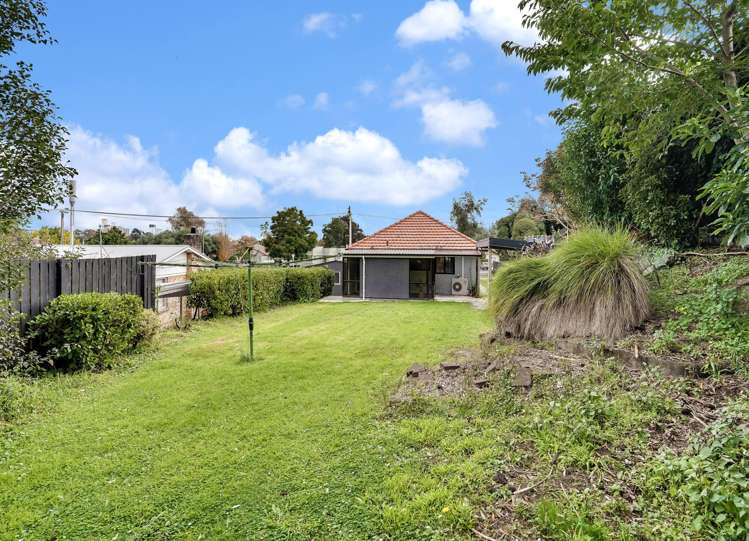 2 Albert Street Hamilton East_16