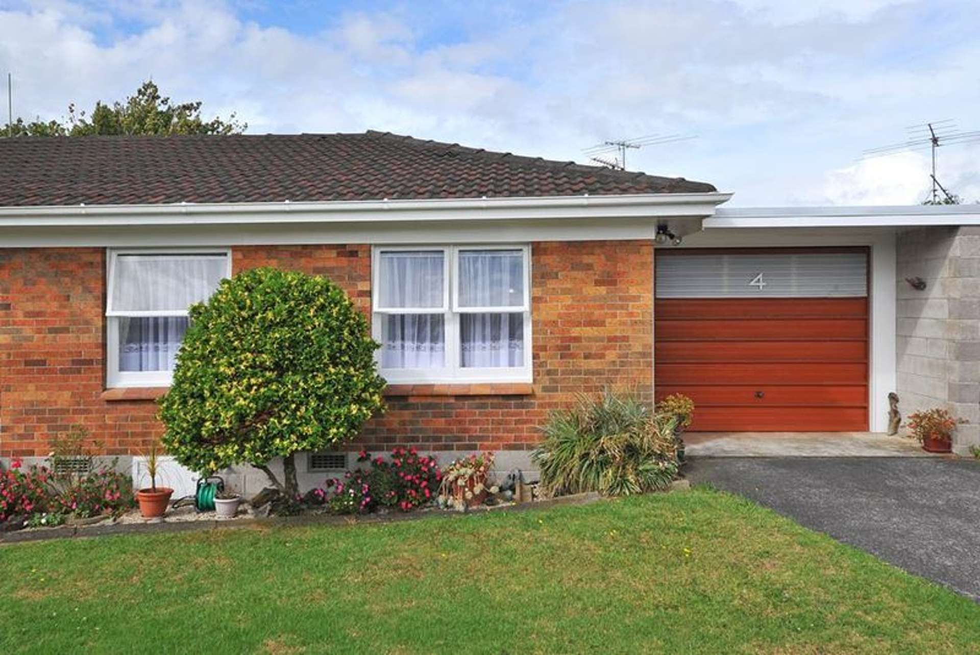 4/8 Hooker Place Papatoetoe_0