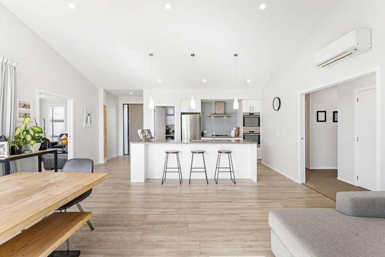 35 Harding Drive Papamoa Beach_4