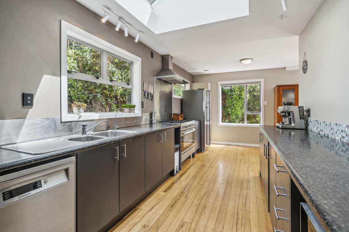 129 Makara Road_4