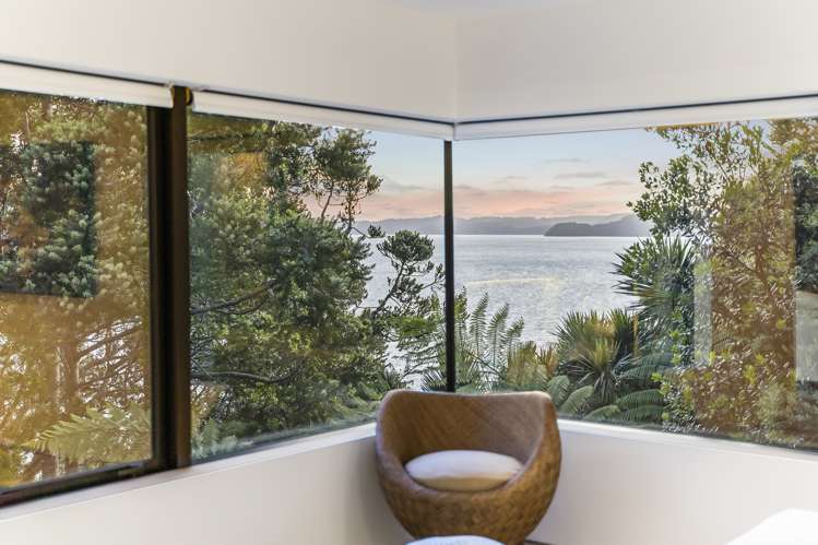 34 Arapito Road Titirangi_12