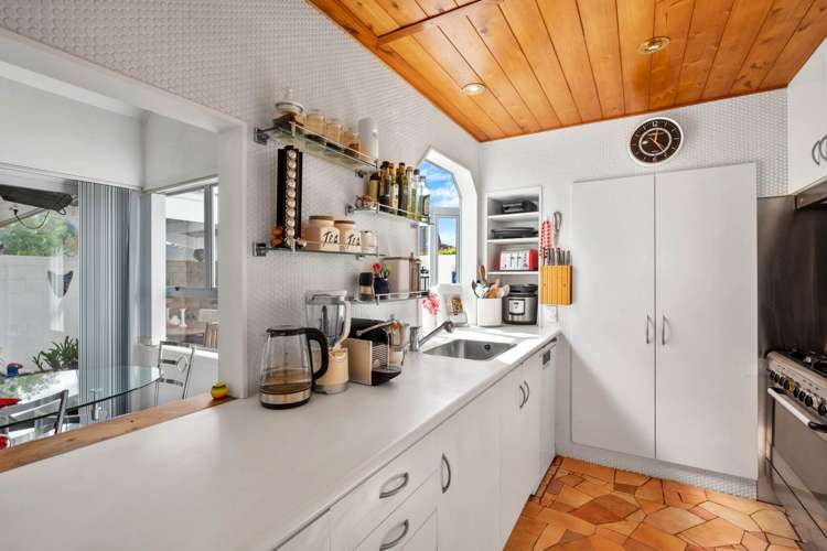 4 Taitapu Street Massey_10