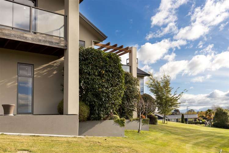 15 Pine Hill Rise Fairhall_38