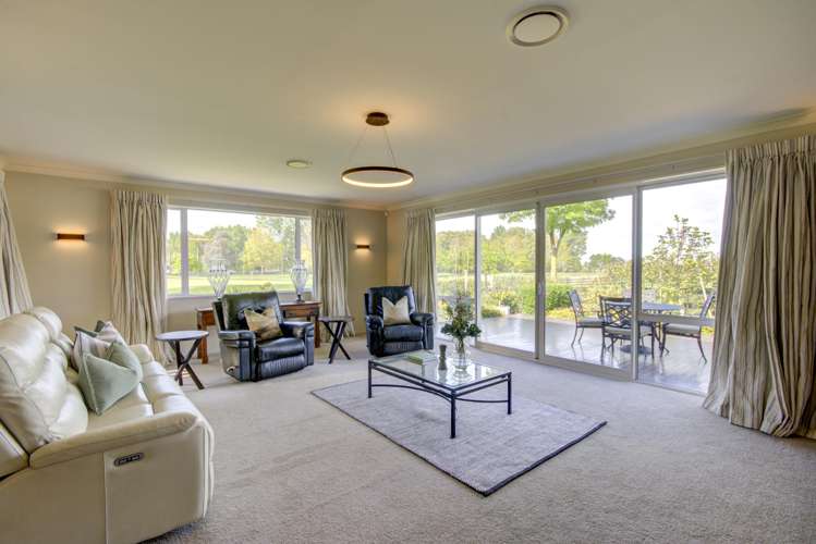 10 Burntwood Lane Pegasus_7