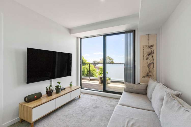 208/8 Gray Avenue Mangere East_13