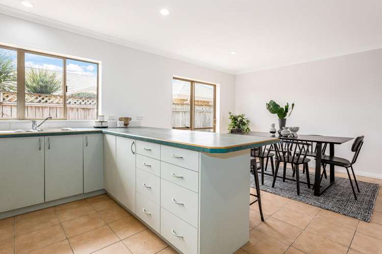 2 Terry Lane Paraparaumu Beach_16