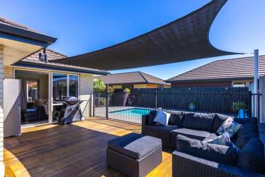 17 Puketea Place_2