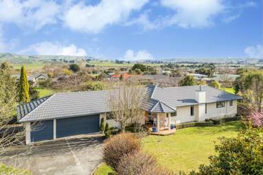 208 Porangahau Road_1