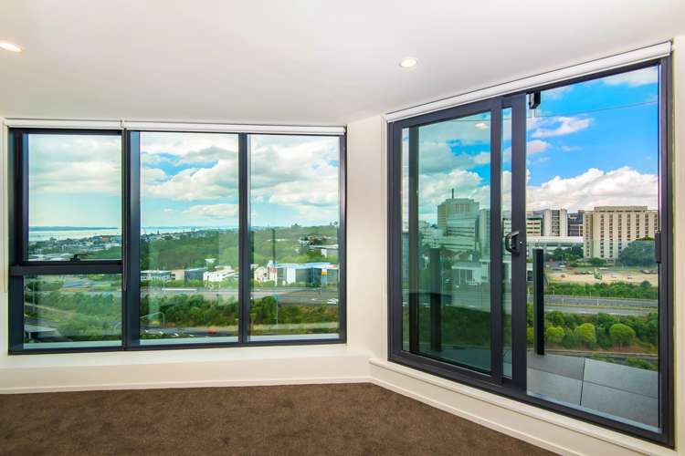 902/18 Saint Martins Lane Grafton_18