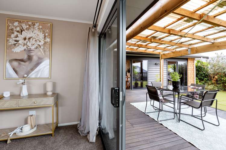 5 Ruske Place Grandview Heights_13