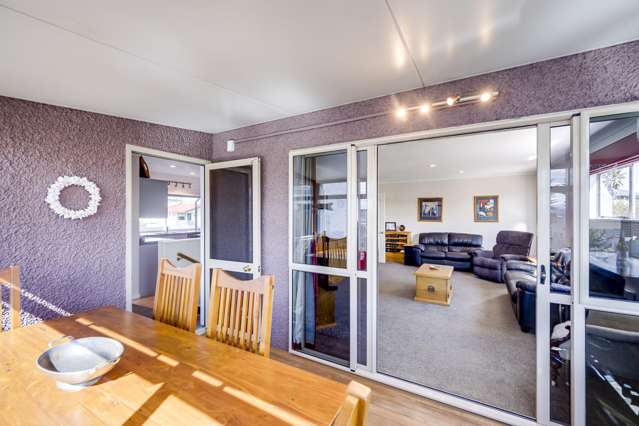 14/182 Charles Street Westshore_4