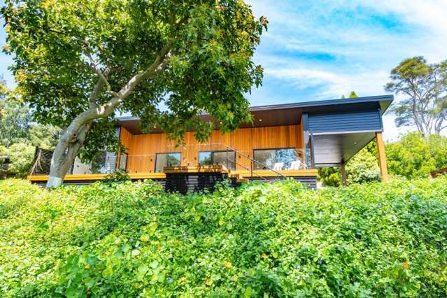 Executive property with riverviews