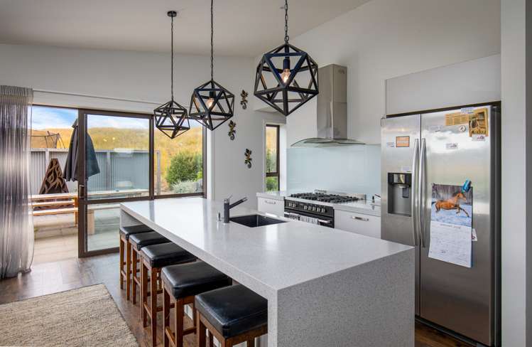 326 Golden Road Alexandra_4