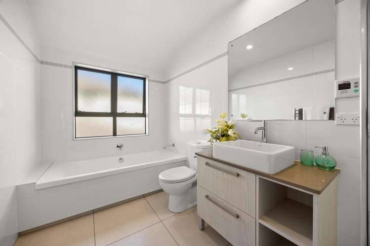 33 Kauriki Terrace Stonefields_24