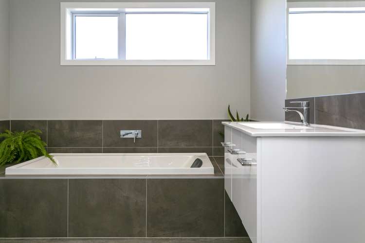 295 Tauhara Ridge Drive Richmond Heights_18