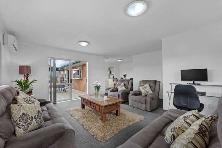 46 Medvale Avenue Flat Bush_1