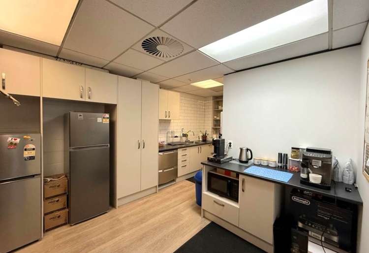 136 Broadway Newmarket_2