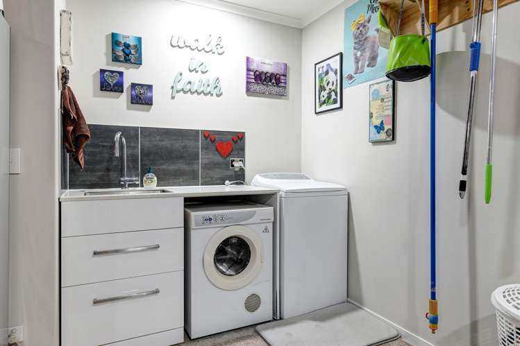 122 Pohutukawa Place Waiwhakaiho_18