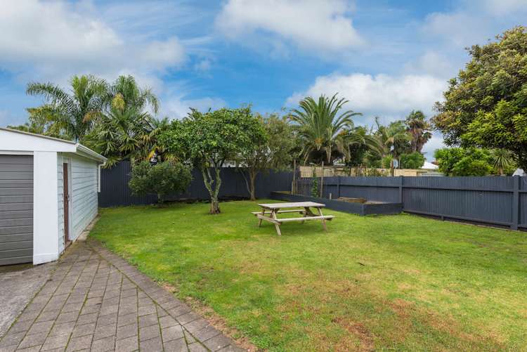 5 Mayburn Road Te Atatu Peninsula_17