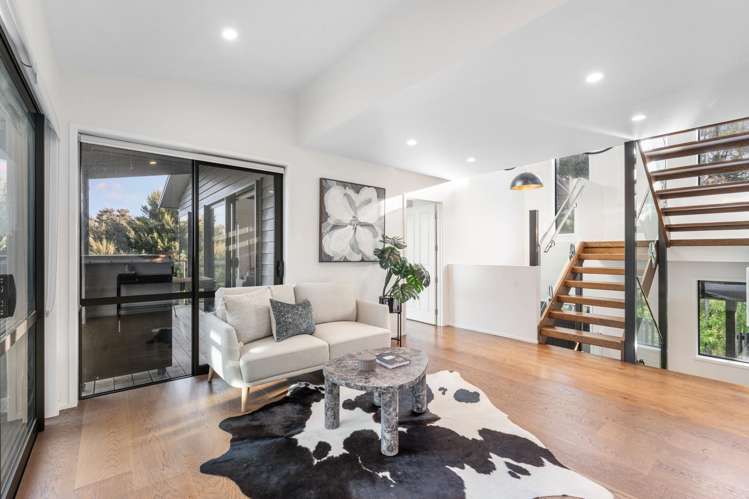 339 Ridge Road Paremoremo_9