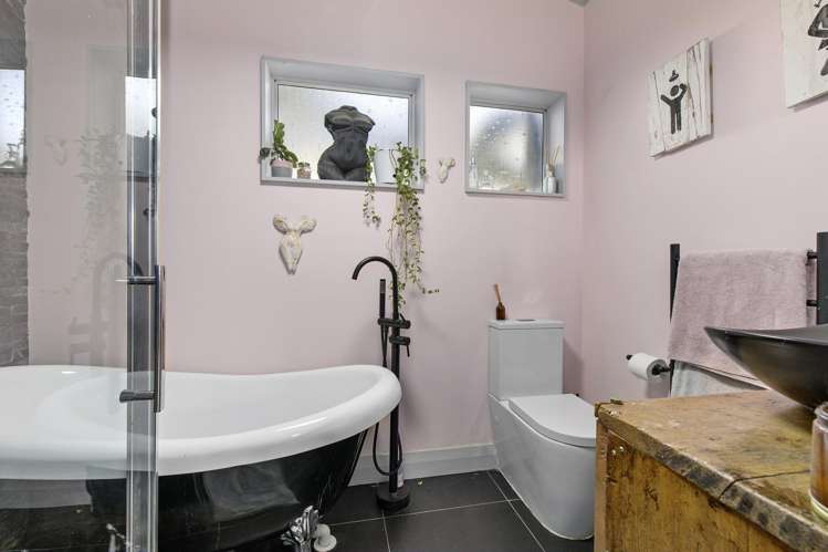 27 Edelweiss Grove Timberlea_11