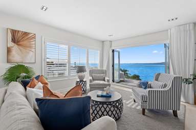 5/241 Hurstmere Road_1