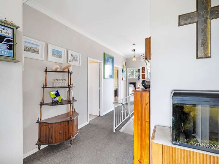 62 Halcolmbe Road Feilding_27