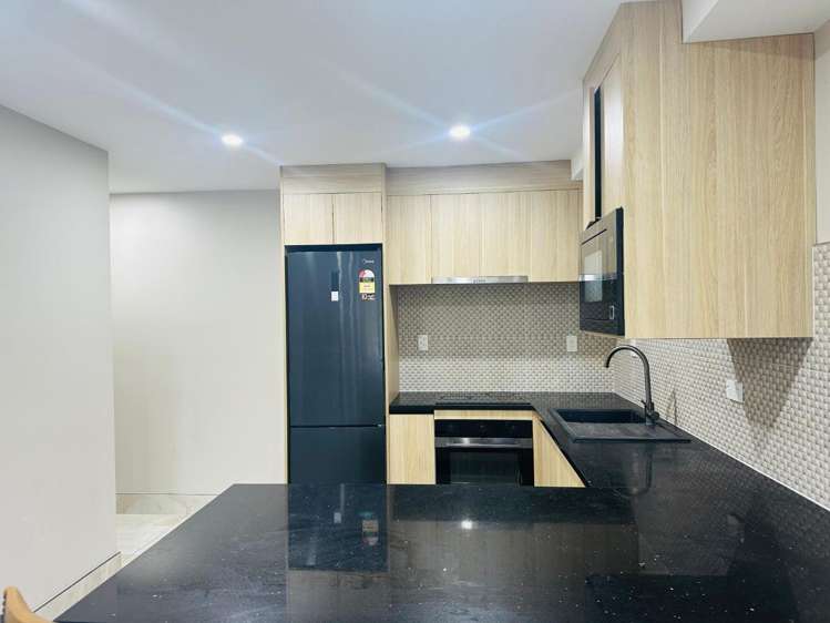 6/243 Mount Albert Road Wesley_2