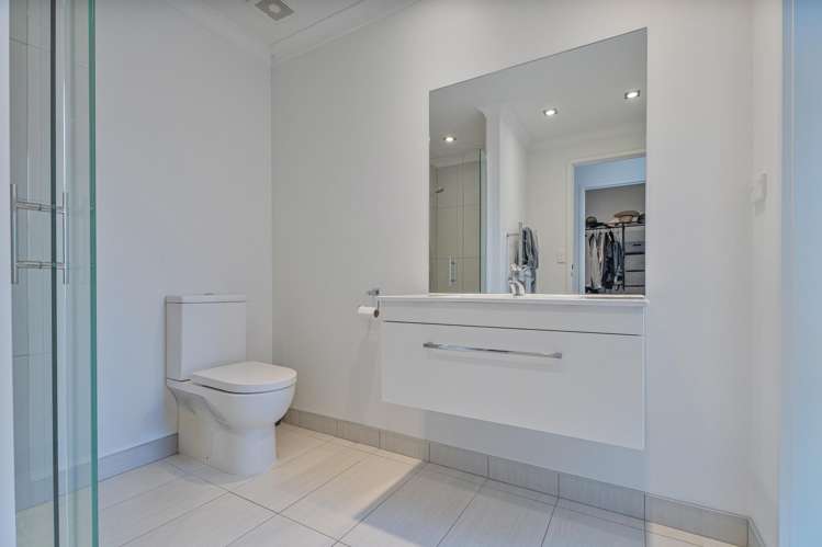 112 Ashley Place Matarangi_15