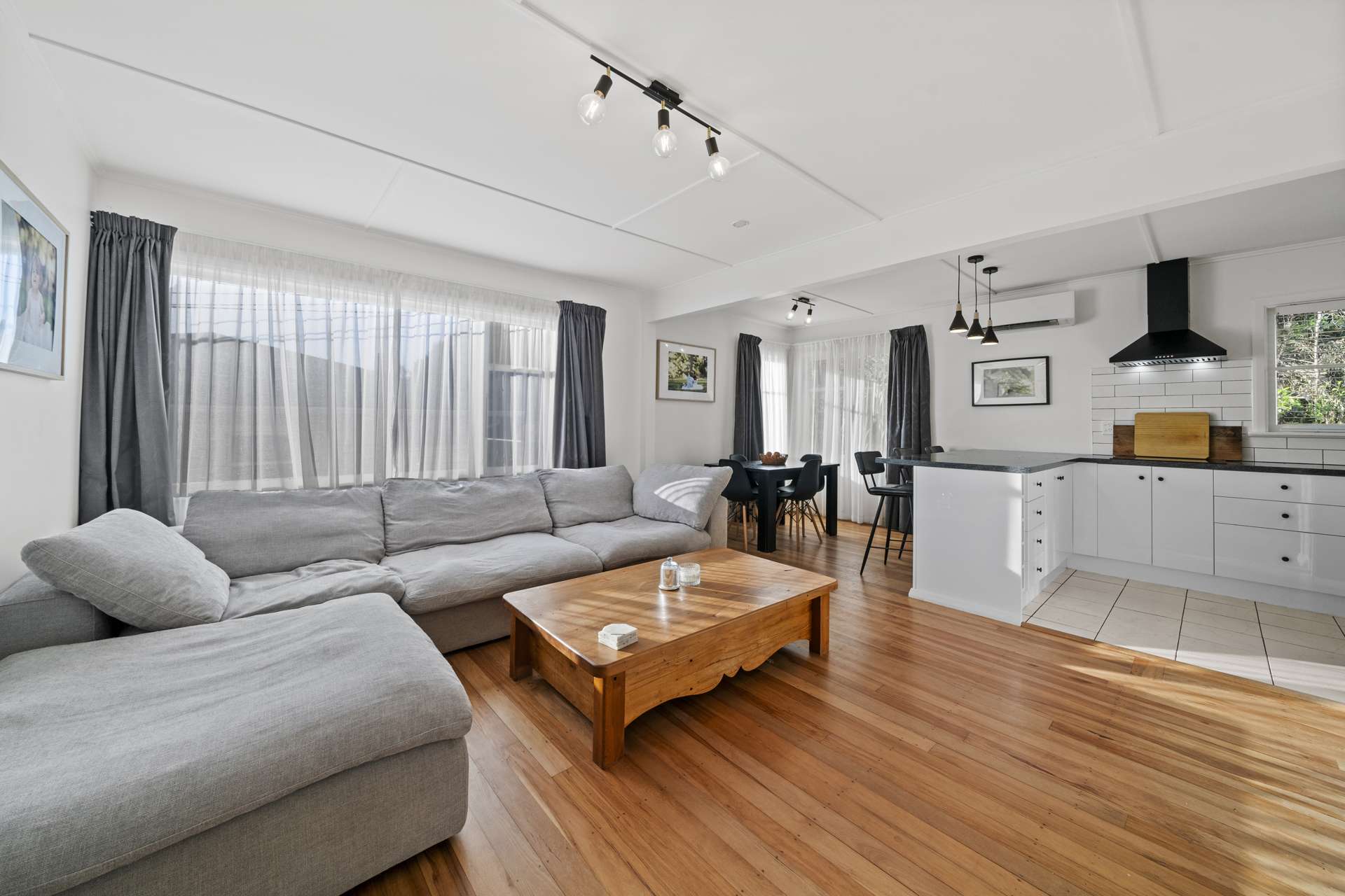 61 Petrie Street Wainuiomata_0