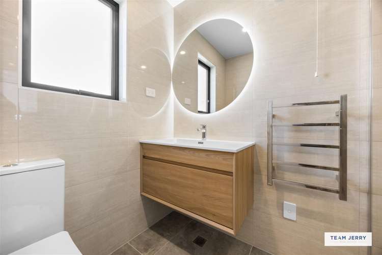 162 Kerepi Street Westgate_12