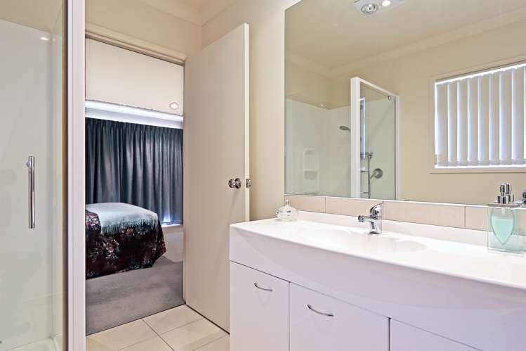 9a Merlot Drive Greenmeadows_7