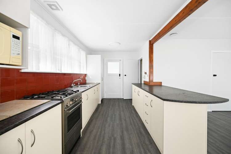 4 Butler Place 10458_4