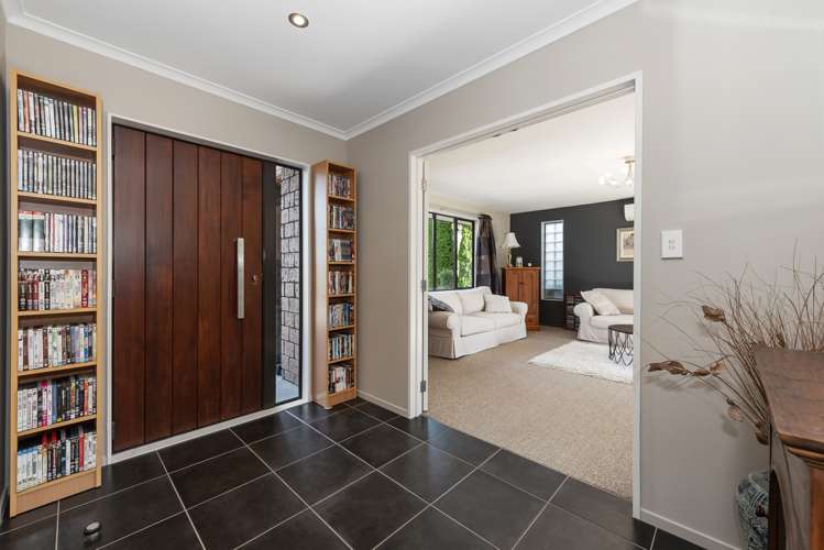 48 Wiltshire Drive Huntington_19