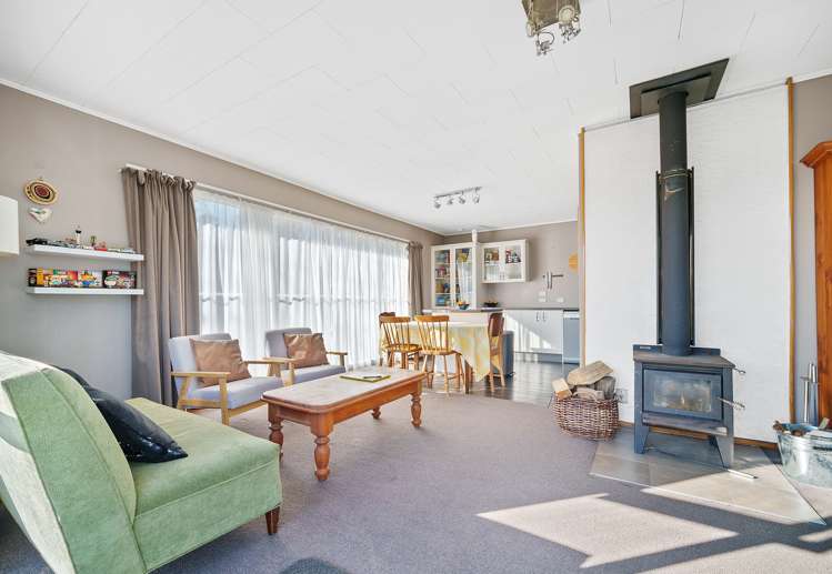 267 Seaview Road Stoke_7