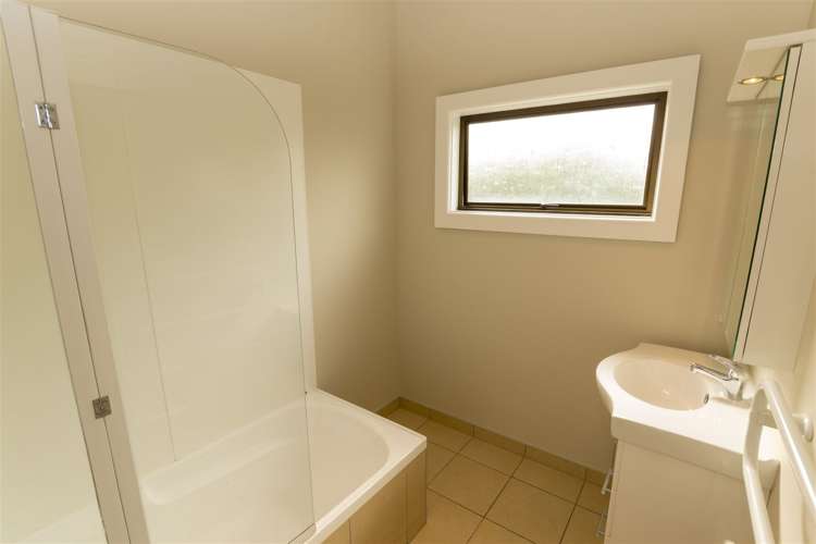 2 Geisha Road Waikuku_8