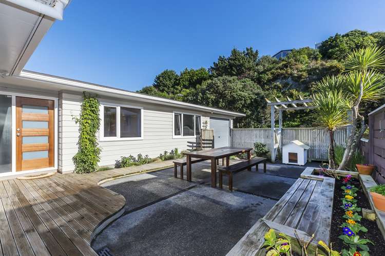 72 Akaroa Drive Maupuia_14