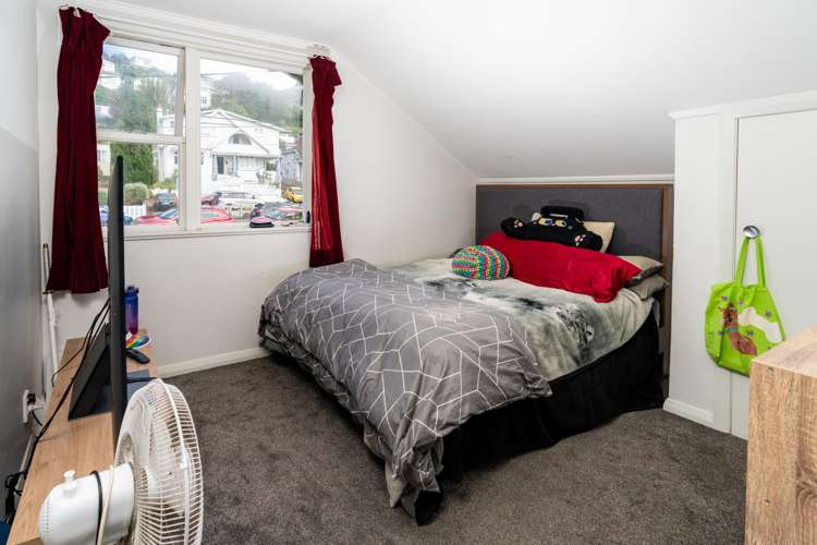 87 Queens Drive Lyall Bay_8