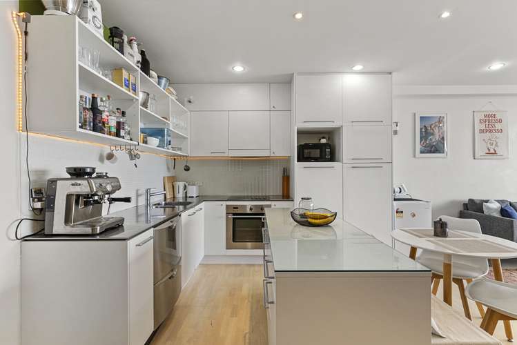 1004/30 Beach Road Auckland Central_5