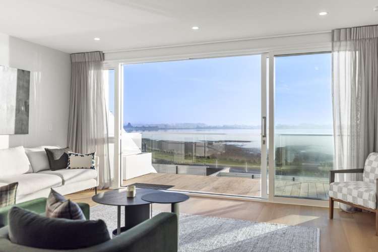 7/5 Tidal View Ferrymead_11