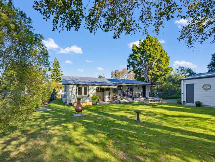 43 Norfolk Crescent Feilding_1