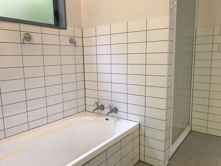 75 Chartwell Drive Crofton Downs_16